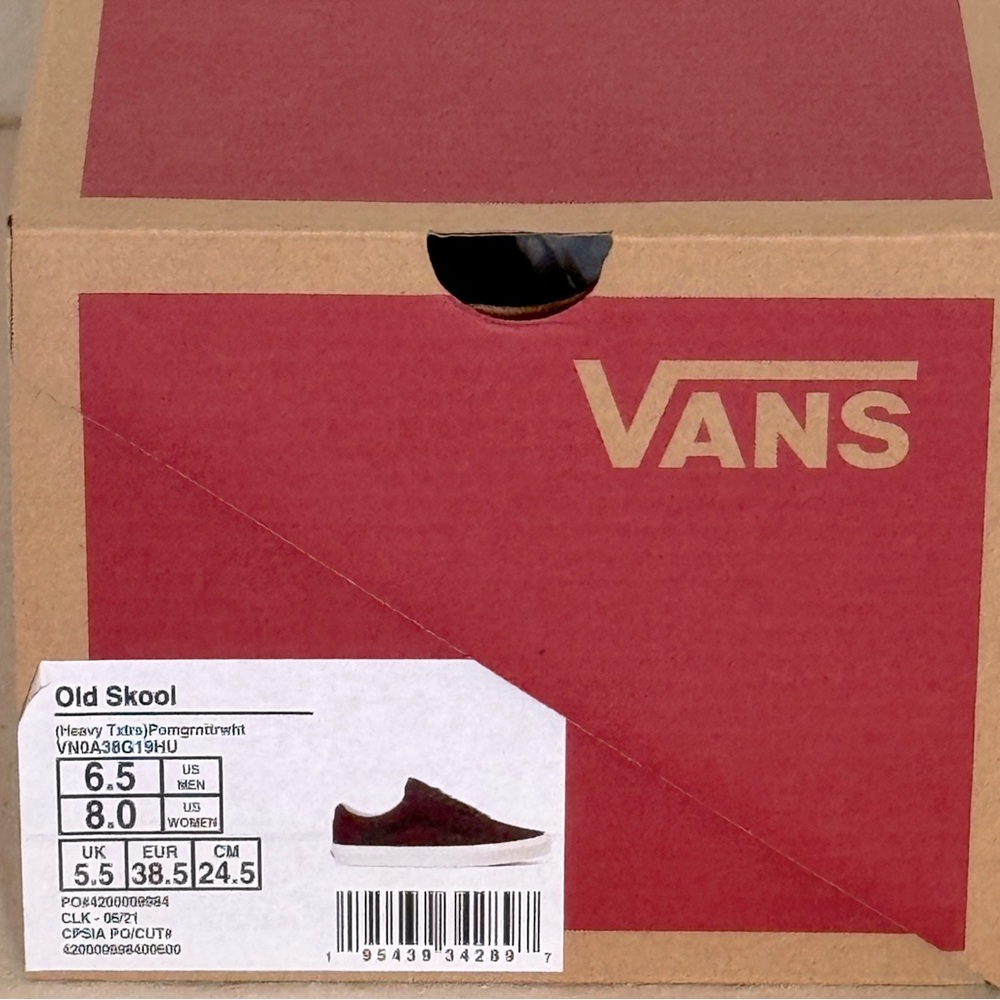 VANS “Old Skool” Heavy Textures Sneakers Burgundy/White Mens 6.5 / Womens 8 NIB - Picture 7 of 7